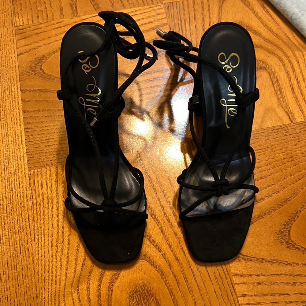 Black tie around heels womens 9